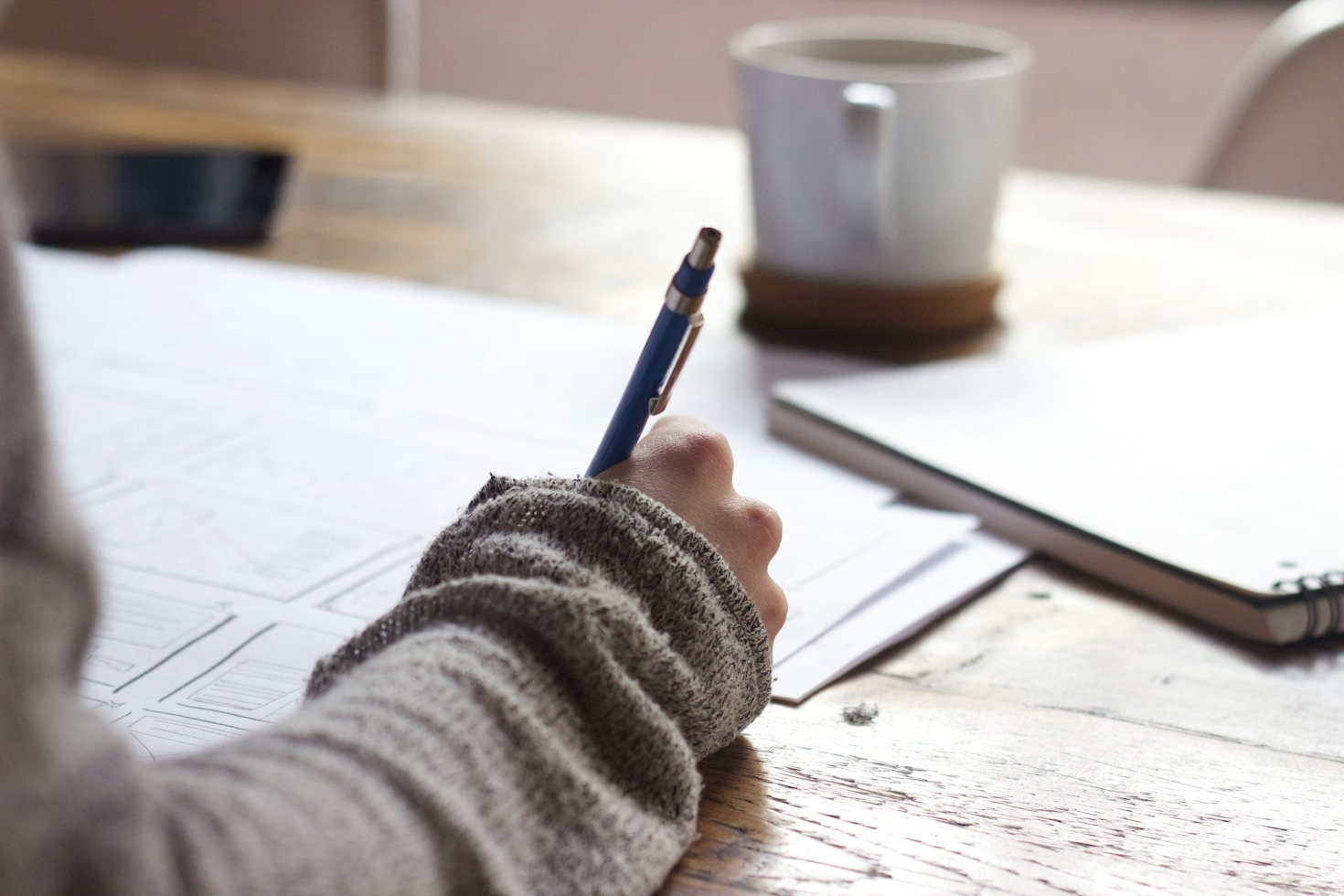 5 Reasons to Trust Professional Essay Services
